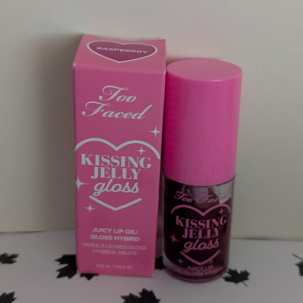 Too Faced Kissing Jelly Gloss Juicy Lip Oil/Gloss Hybrid - Raspberry